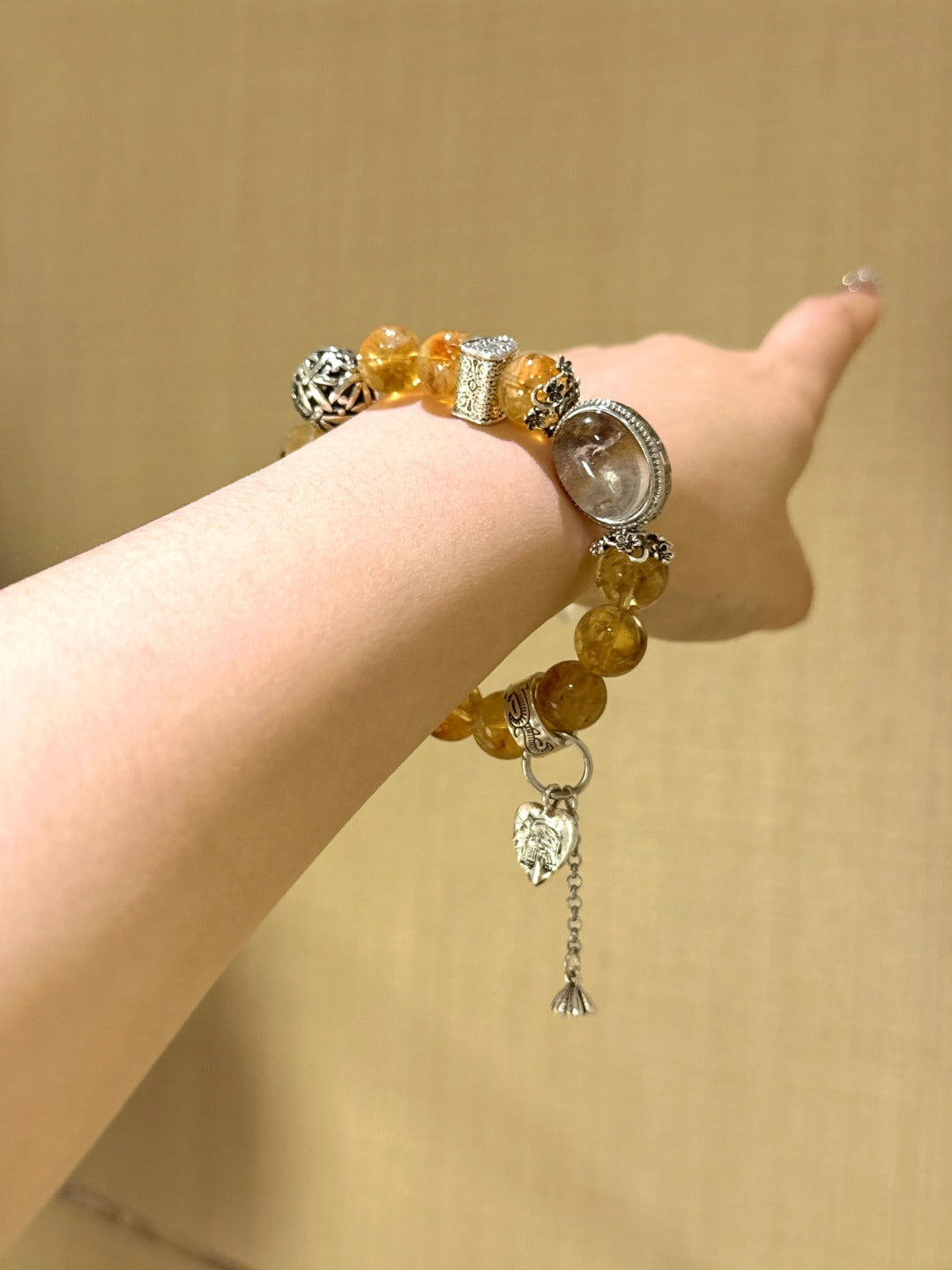 ▫️▪️ Yellow tower crystal red glue flower ghost magic box bracelet